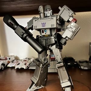 MP-36 Masterpiece Megatron Used Complete w/ all accessories